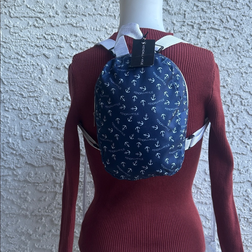 Kendall & Kylie Navy Anchor Backpack-Rand new/never used with a tag - Picture 6 of 16